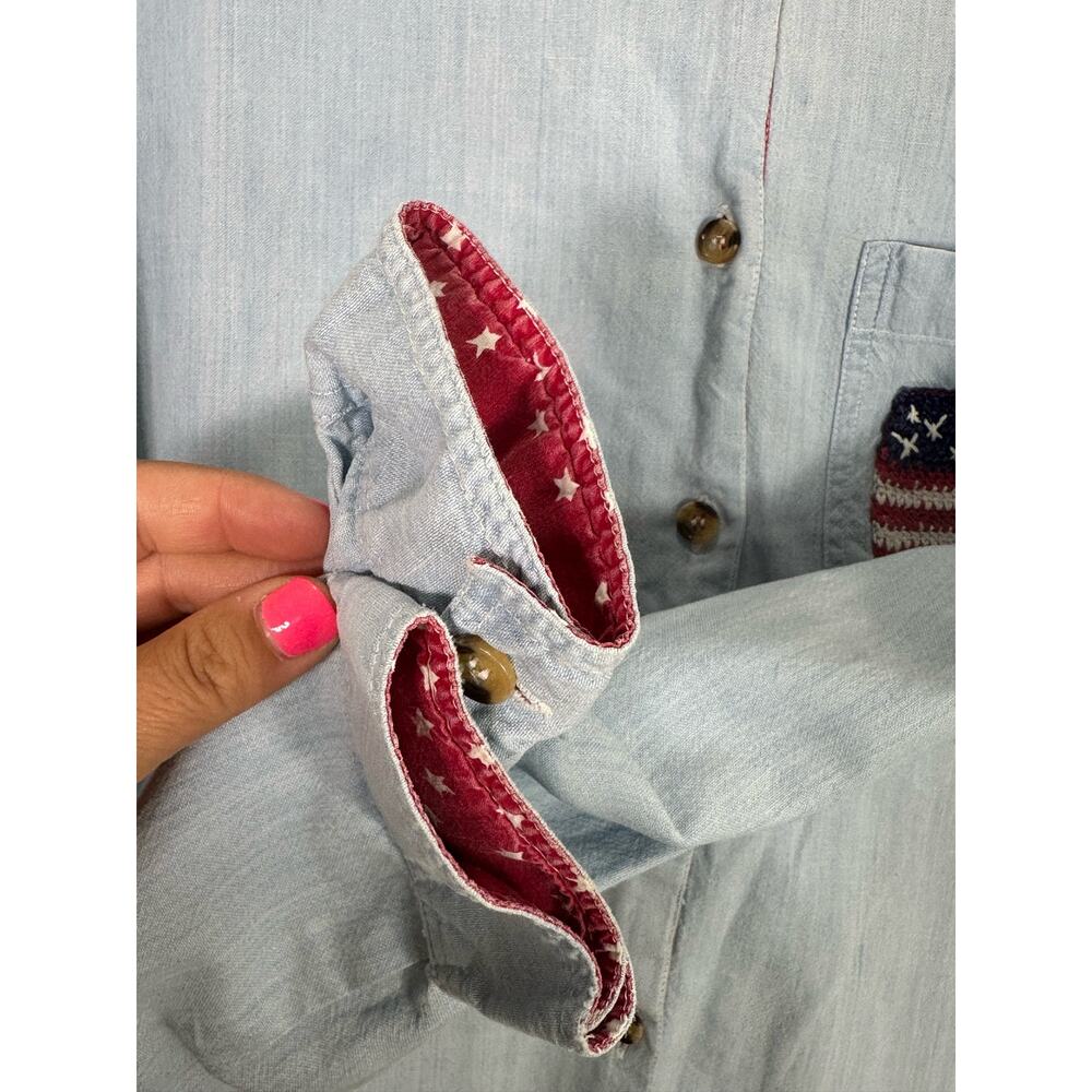 Vintage 90s Casey & Max Chambray Button Down Crochet Flag Patch America Size M - Picture 5 of 8